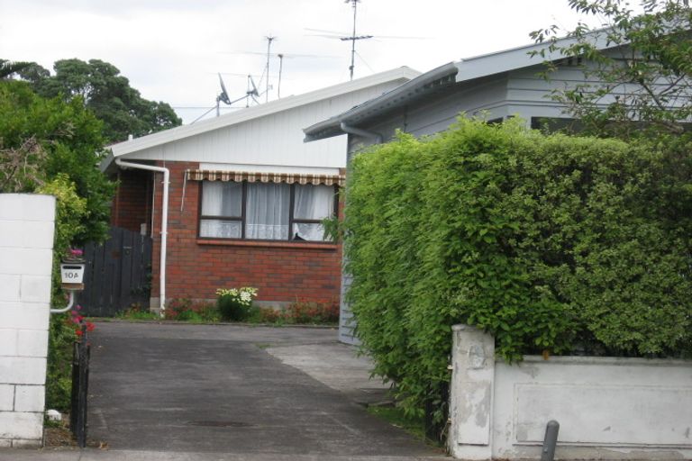 Photo of property in 10 Walmer Road, Point Chevalier, Auckland, 1022