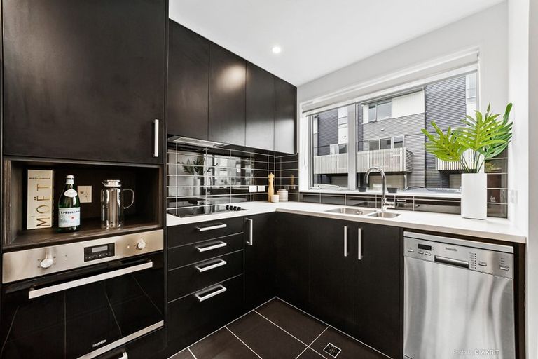 Photo of property in 13/36 Tacy Street, Kilbirnie, Wellington, 6022