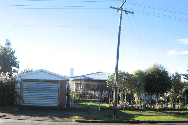 Photo of property in 1/39 Sturdee Road, Manurewa, Auckland, 2102