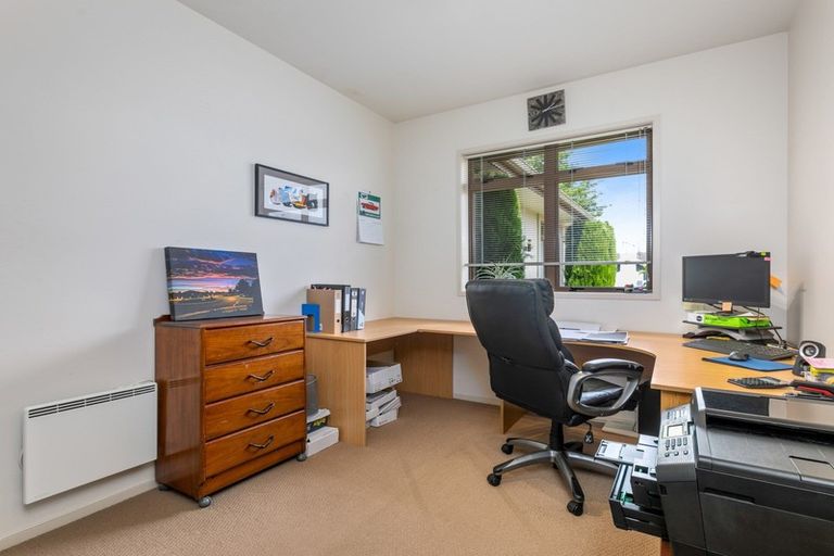 Photo of property in 31 Inverness Drive, Pyes Pa, Tauranga, 3112