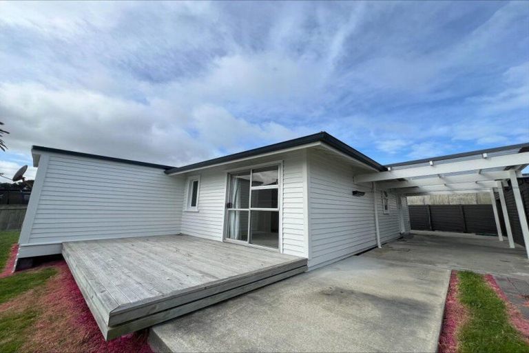 Photo of property in 5 Karaka Street, Castlecliff, Whanganui, 4501