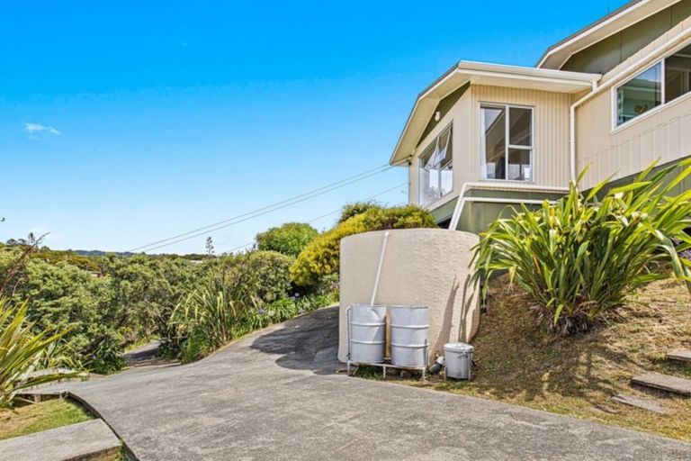 Photo of property in 57 Grand View Road, Leigh, 0985