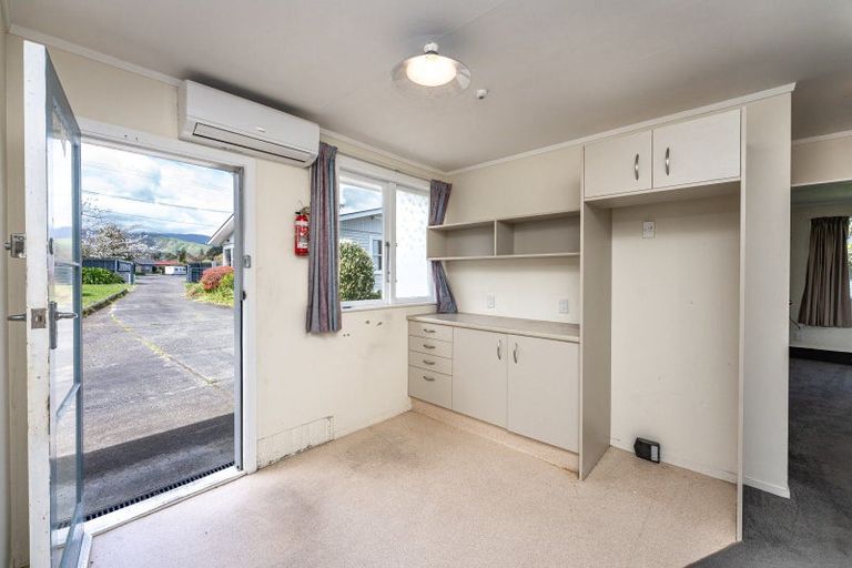 Photo of property in 47 Freemans Road, Otaki, 5512