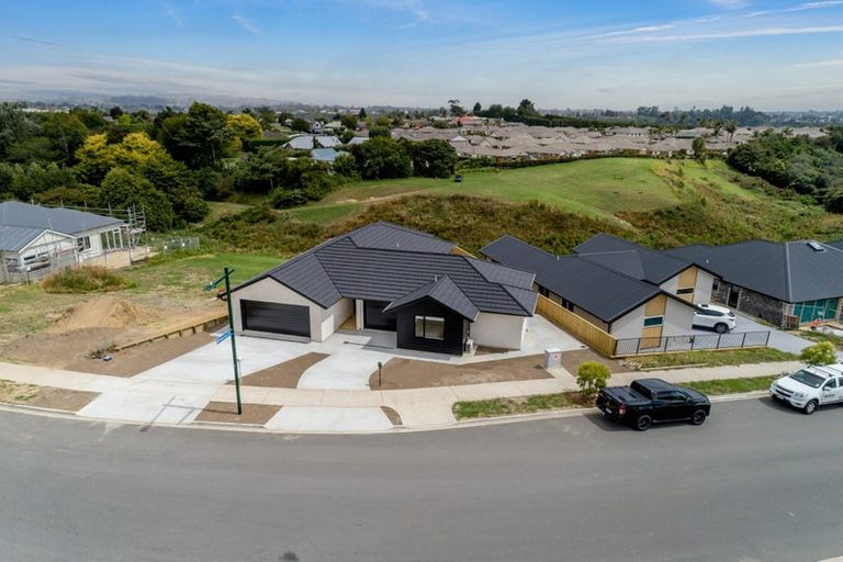 Photo of property in 32 Hass Drive, Ohauiti, Tauranga, 3112
