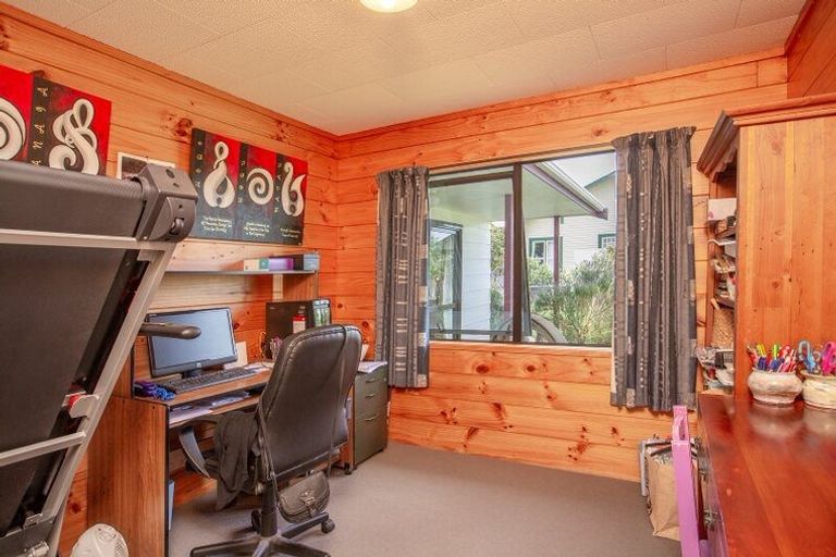 Photo of property in 5 Cologne Street, Martinborough, 5711