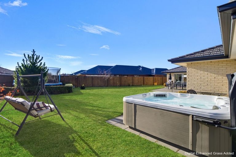 Photo of property in 25 Gilchrist Place, Kaiapoi, 7630