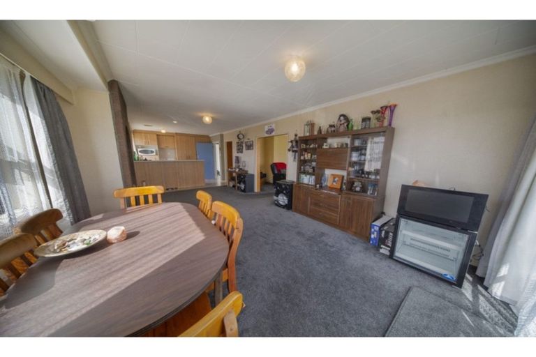 Photo of property in 38 Brydone Street, Edendale, 9825