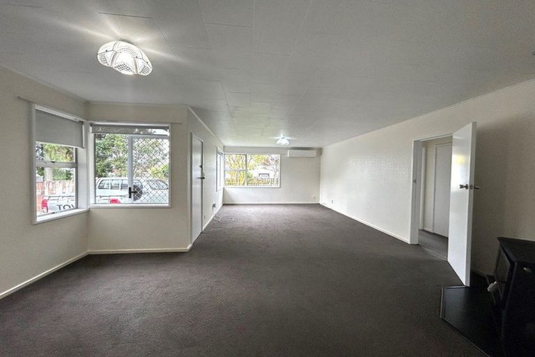Photo of property in 44 Avenue Road, Greenmeadows, Napier, 4112