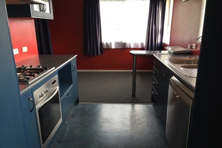 Photo of property in 20 Zingaro Place, Massey, Auckland, 0614