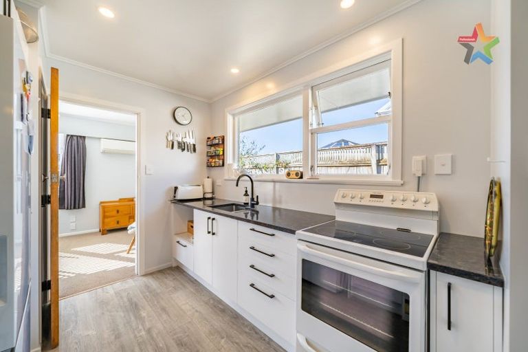 Photo of property in 25a Porutu Street, Fairfield, Lower Hutt, 5011