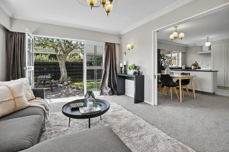 Photo of property in 54a Williams Street, Cambridge, 3434