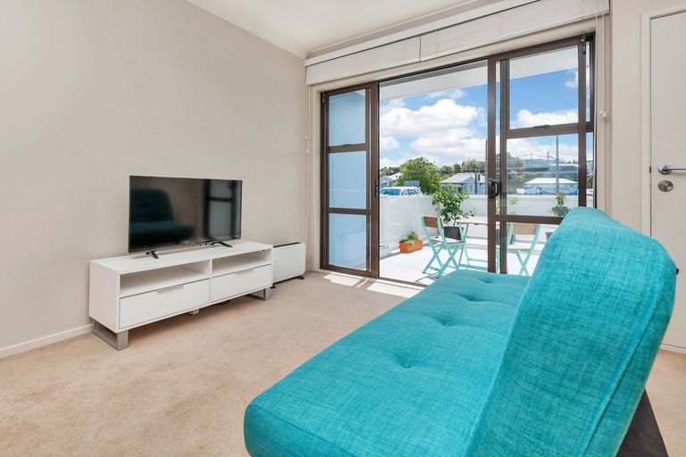 Photo of property in 113/3 Morningside Drive, Morningside, Auckland, 1025