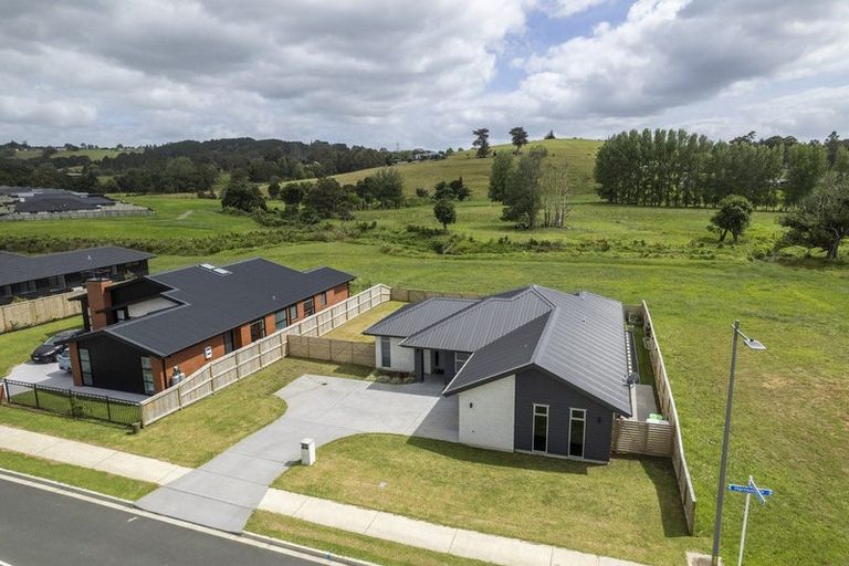 Photo of property in 22 Harrison Drive, Tikipunga, Whangarei, 0112