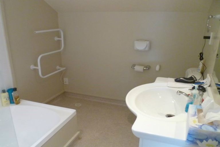 Photo of property in 8/245 Adelaide Road, Newtown, Wellington, 6021