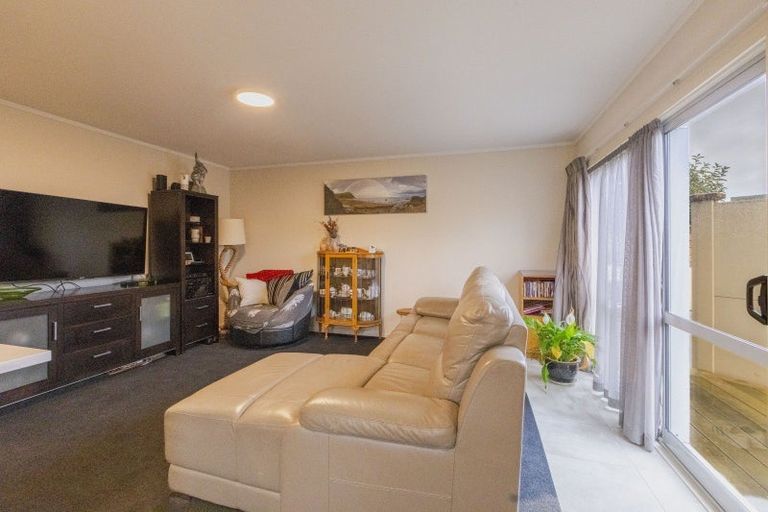 Photo of property in 1/87 Waghorne Street, Ahuriri, Napier, 4110