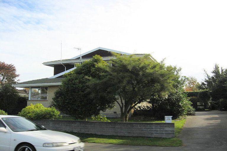 Photo of property in 1/77 Gladson Avenue, Sockburn, Christchurch, 8042