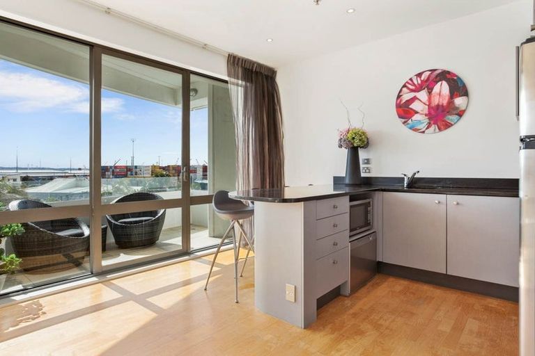 Photo of property in New Mirage, 402/88 The Strand, Parnell, Auckland, 1010