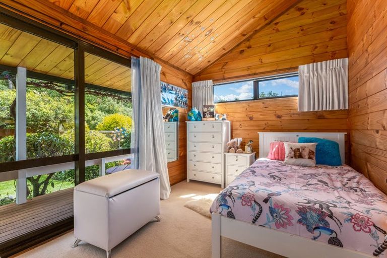 Photo of property in 2 Bosun Terrace, Whitby, Porirua, 5024