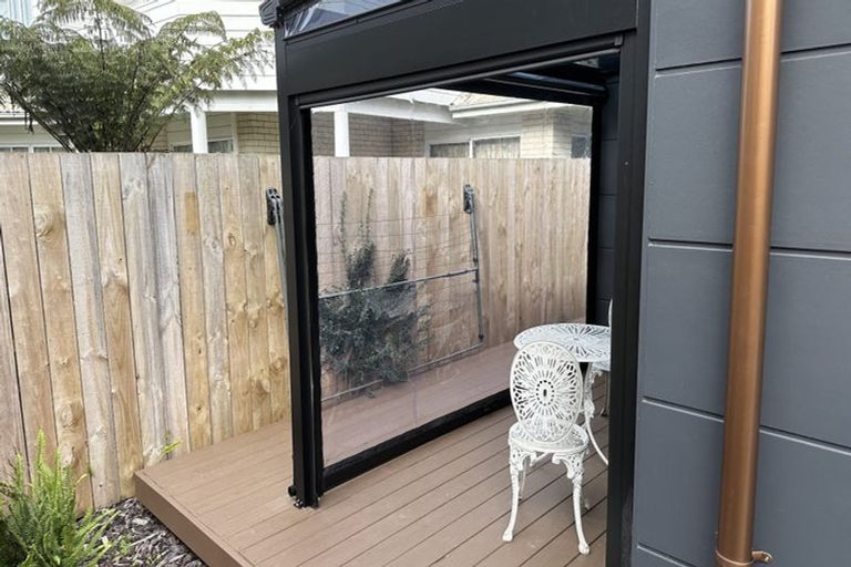 Photo of property in 216a Bucklands Road, Bucklands Beach, Auckland, 2012