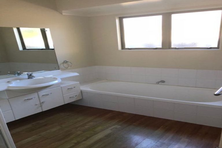 Photo of property in 25 Cranbrook Place, Rototuna North, Hamilton, 3210