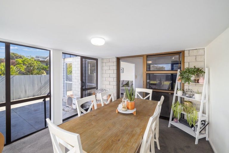 Photo of property in 2/528 Marine Parade, South New Brighton, Christchurch, 8062