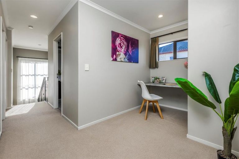 Photo of property in 54 Baverstock Road, Flat Bush, Auckland, 2016