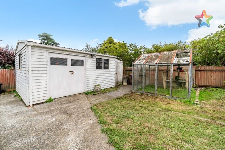 Photo of property in 7 Tawhai Street, Stokes Valley, Lower Hutt, 5019