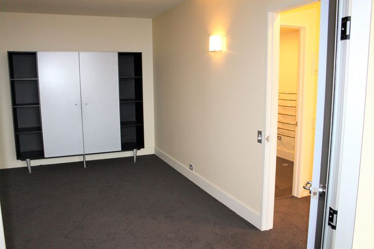 Photo of property in 43 Mulgrave Street, Thorndon, Wellington, 6011