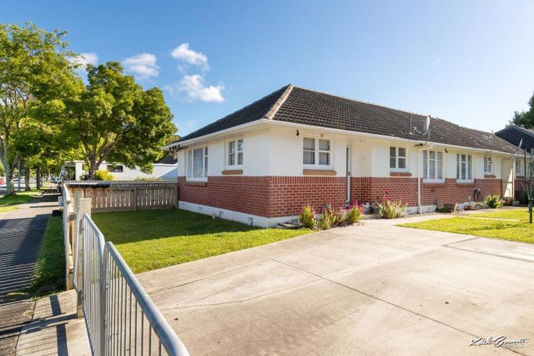 Photo of property in 46 Pine Avenue, Upper Hutt Central, Upper Hutt, 5018