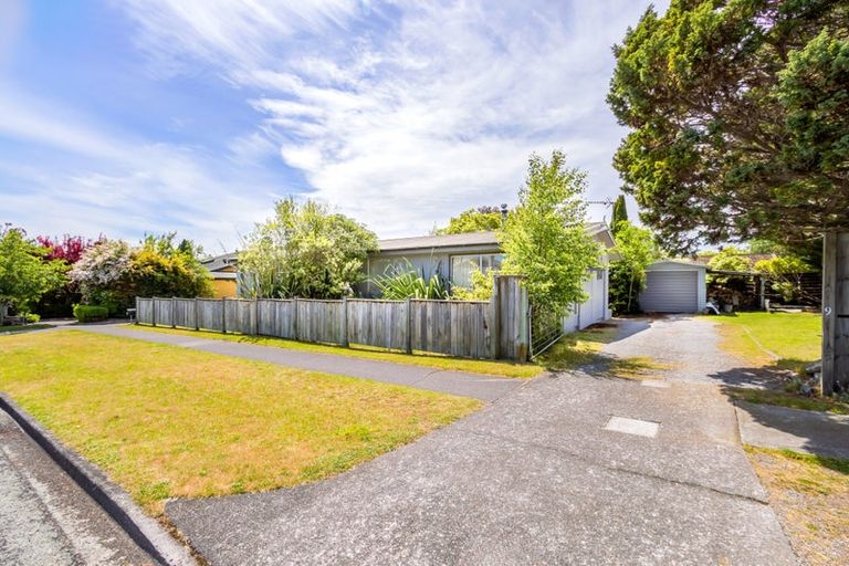 Photo of property in 11 Rainbow Drive, Rainbow Point, Taupo, 3330