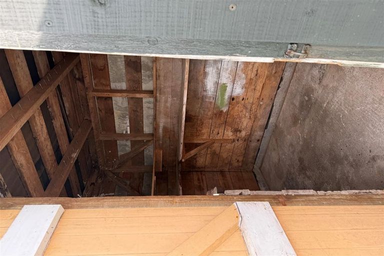 Photo of property in 16 Monro Street, Cobden, Greymouth, 7802