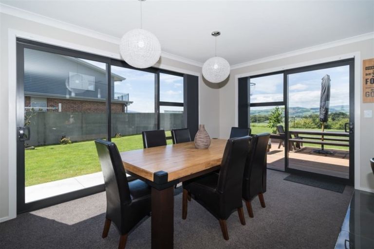 Photo of property in 34 Rodeo Drive, Kelvin Grove, Palmerston North, 4414