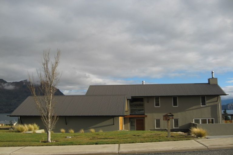 Photo of property in 11 Briar Bank Drive, Wanaka, 9305