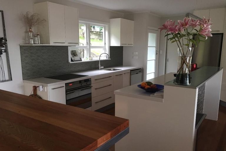 Photo of property in 130 Moana Avenue, Moana, Nelson, 7011