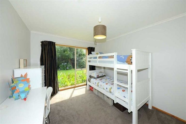 Photo of property in 157 Hawthornden Road, Avonhead, Christchurch, 8042