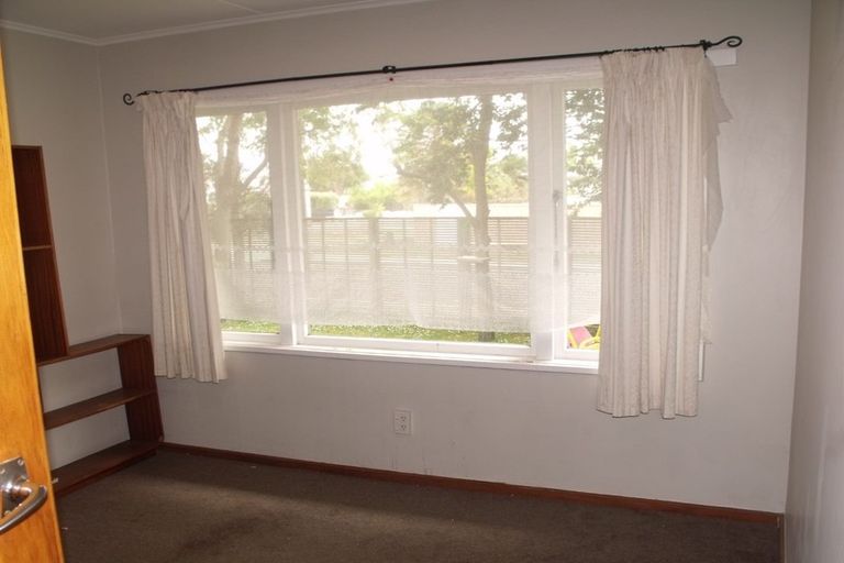 Photo of property in 213 Lumsden Road, Akina, Hastings, 4122