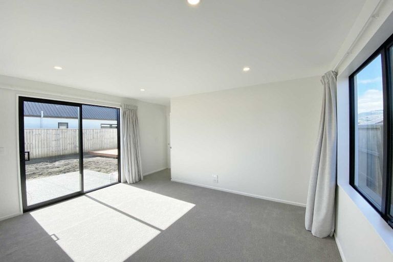 Photo of property in 8 Helen Place, Halswell, Christchurch, 8025