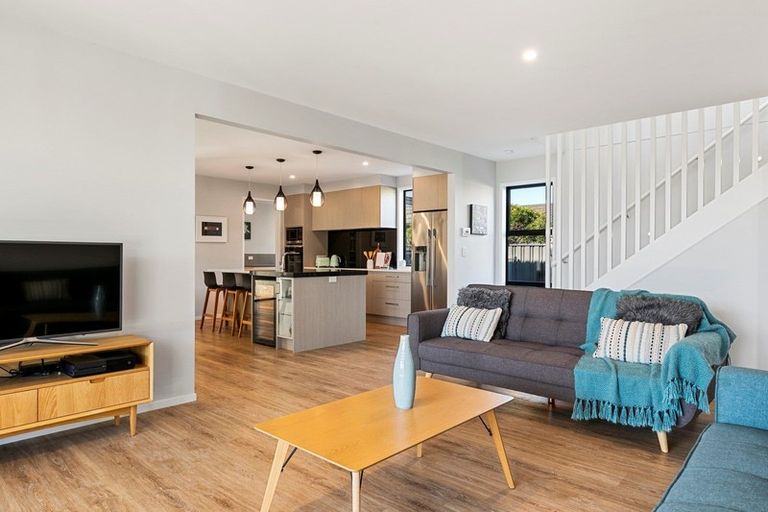 Photo of property in 8 Oceania Sands Way, Papamoa Beach, Papamoa, 3118