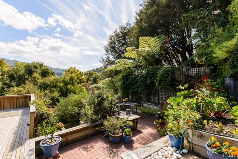 Photo of property in 26 Newgate Street, Picton, 7220