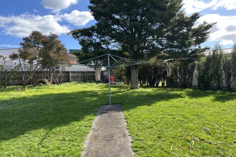 Photo of property in 180-182 East Street, Greytown, 5712