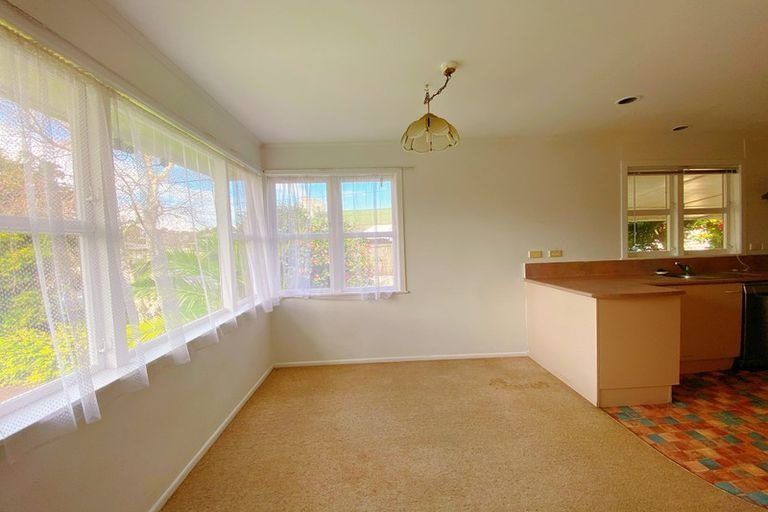 Photo of property in 15 Morris Road, Hillcrest, Hamilton, 3216