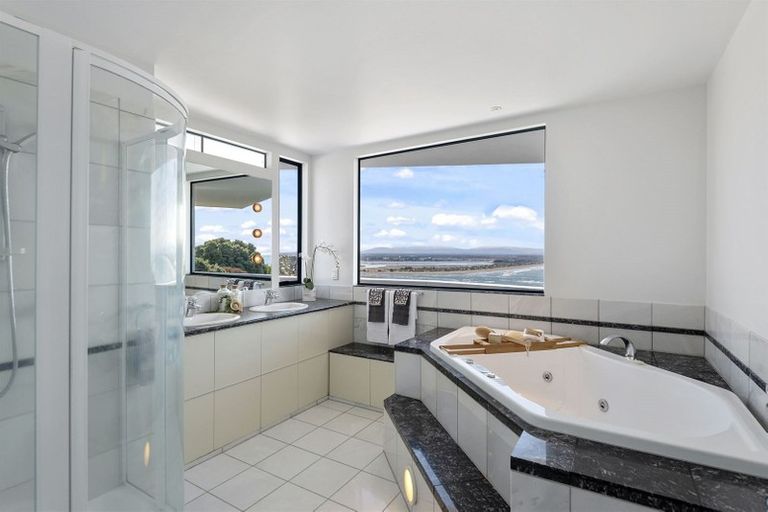 Photo of property in 142 Scarborough Road, Scarborough, Christchurch, 8081