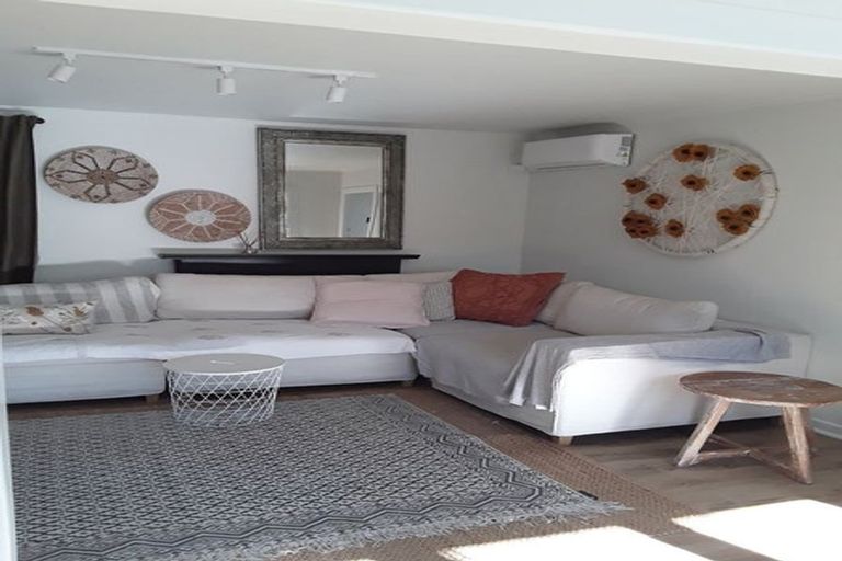 Photo of property in 1/22 Neptune Avenue, Beach Haven, Auckland, 0626