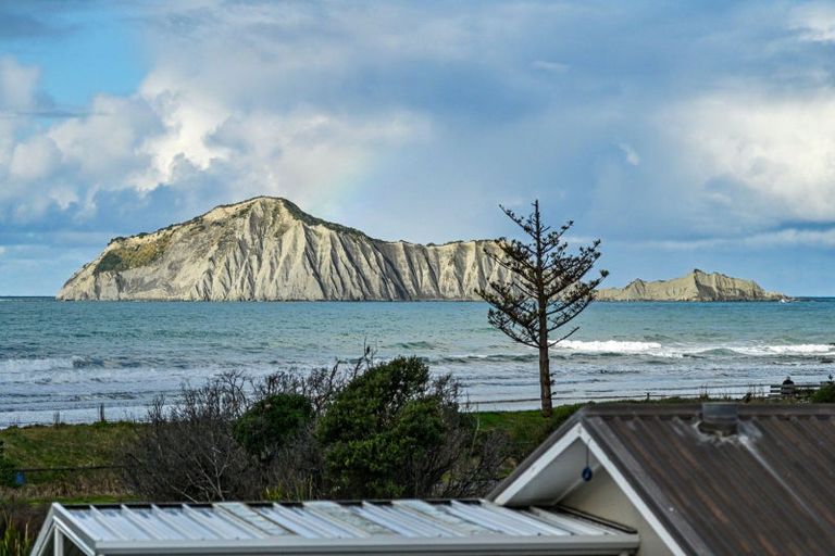 Photo of property in 96 Harper Road, Waimarama, Havelock North, 4294