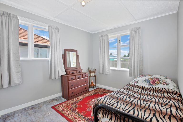 Photo of property in 6 Cureton Street, Morrinsville, 3300