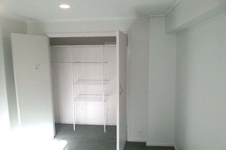 Photo of property in 81 Oaktree Avenue, Browns Bay, Auckland, 0630