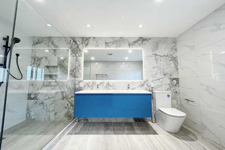 Photo of property in 3 Ballintra Close, Pinehill, Auckland, 0632