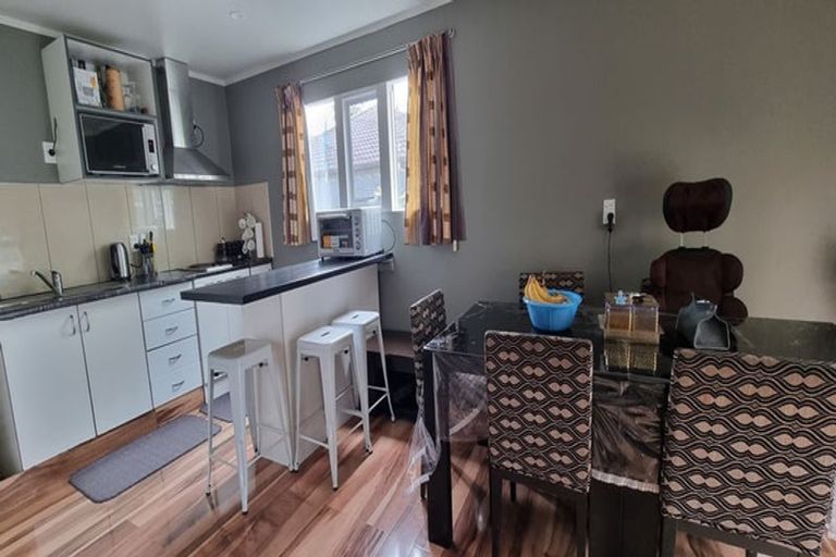 Photo of property in 37 Donegal Park Drive, Flat Bush, Auckland, 2019