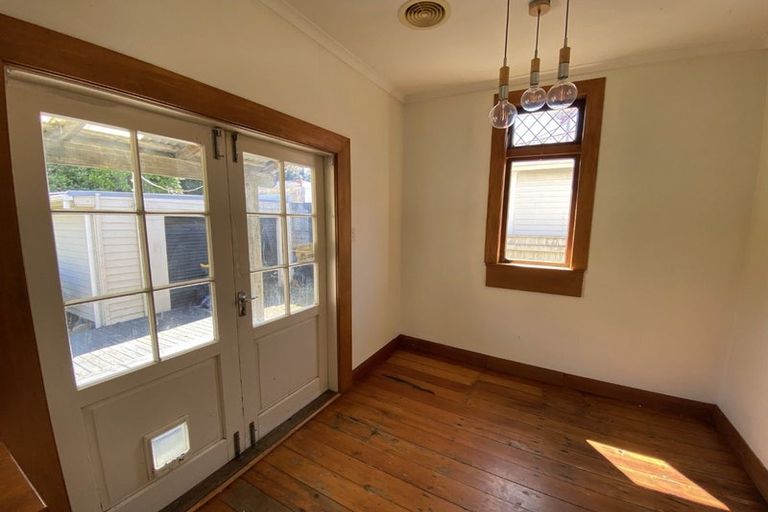 Photo of property in 37 Miro Street, Miramar, Wellington, 6022