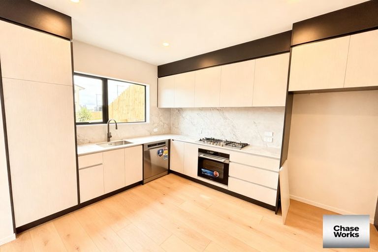 Photo of property in 56 Piringa Road, Pukekohe, 2120